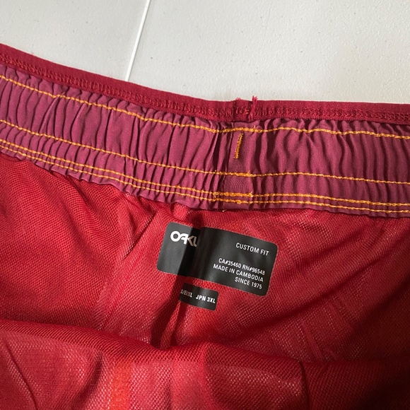 New mens Oakley XL and XXL Beach Pixel shorts - Picture 5 of 6